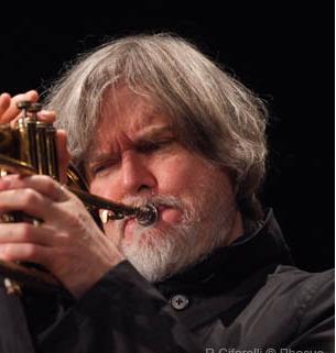 TOM HARRELL